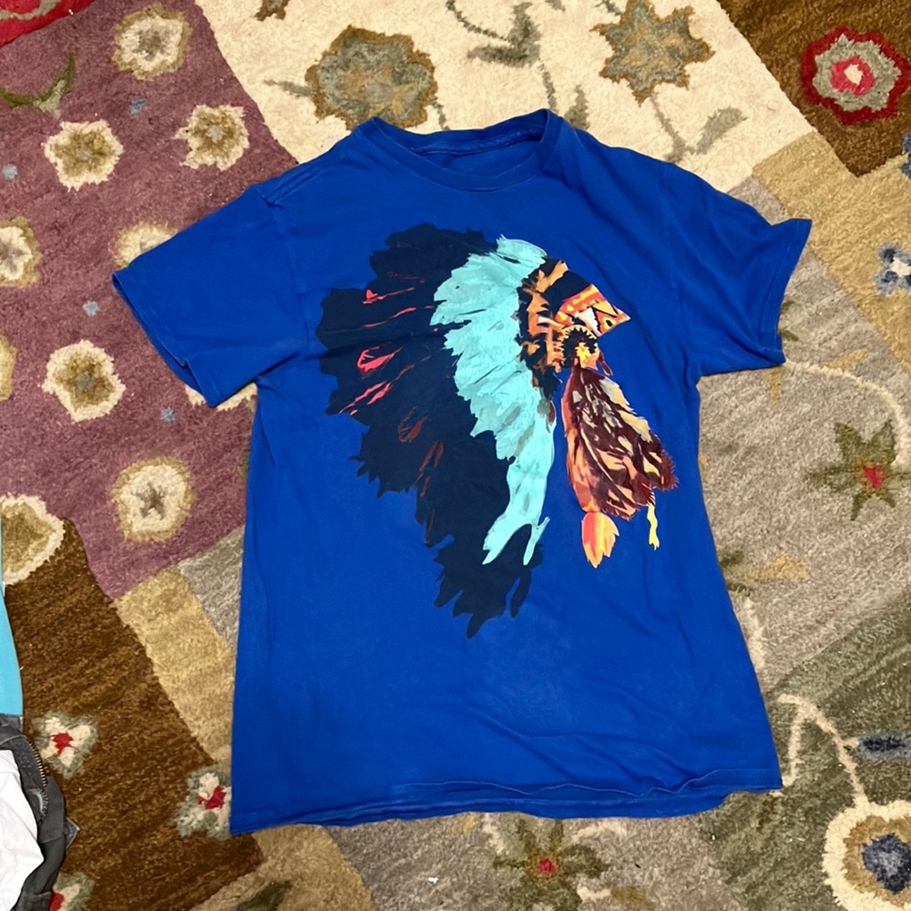 A native dark blue shirt